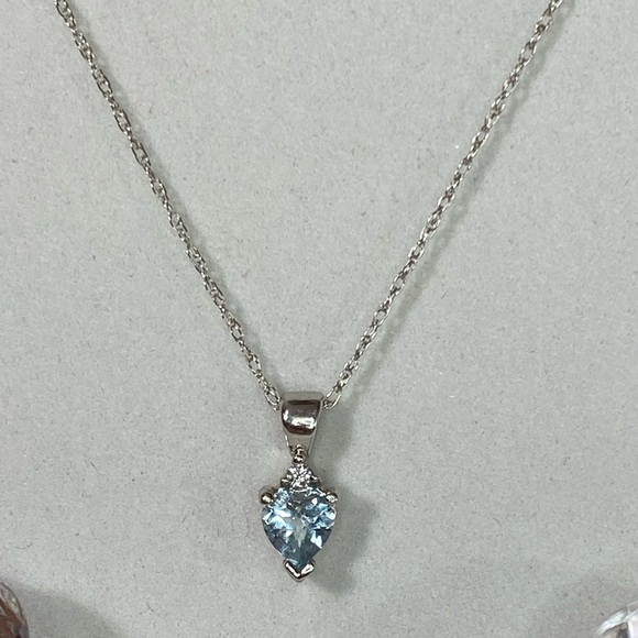 14K WHITE GOLD aquamarine and diamond heart necklace 18” REAL GOLD - Picture 2 of 15